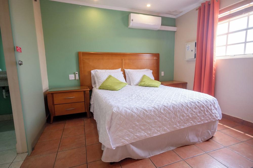 Punto di Oro Residences