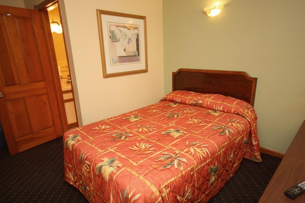 Calypso Boutique Hotel