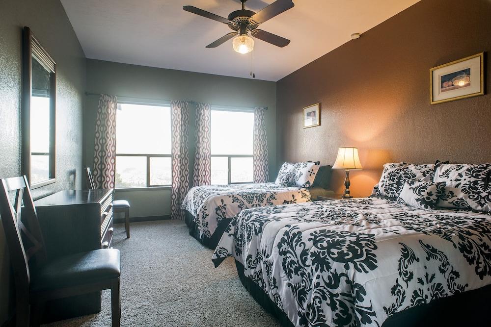 Tiara Del Sol Condos