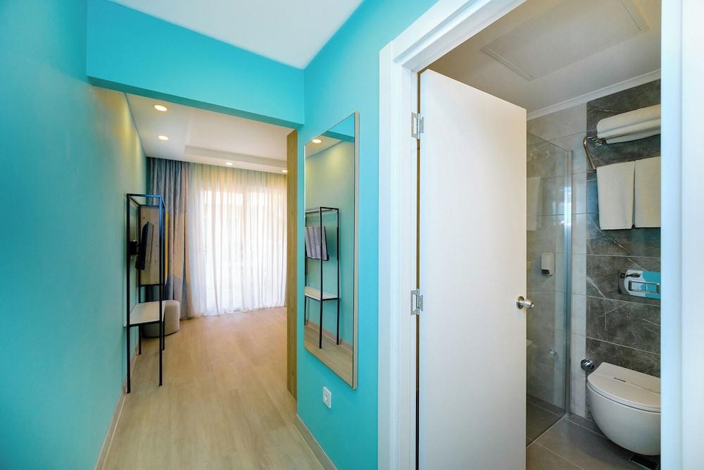 Villa Sunflower Hotel