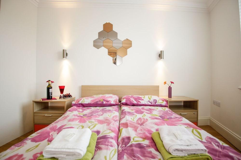 Park Views Apartments