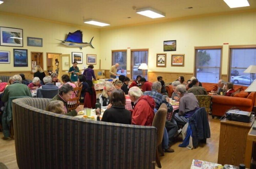 HI Monterey - Hostel