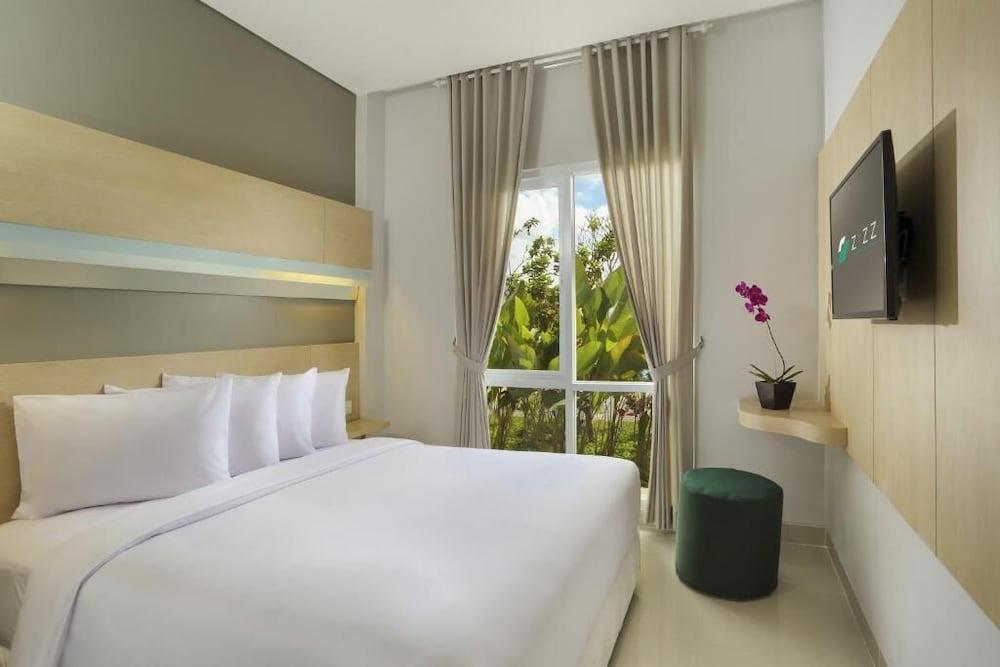 Zizz Convention Hotel