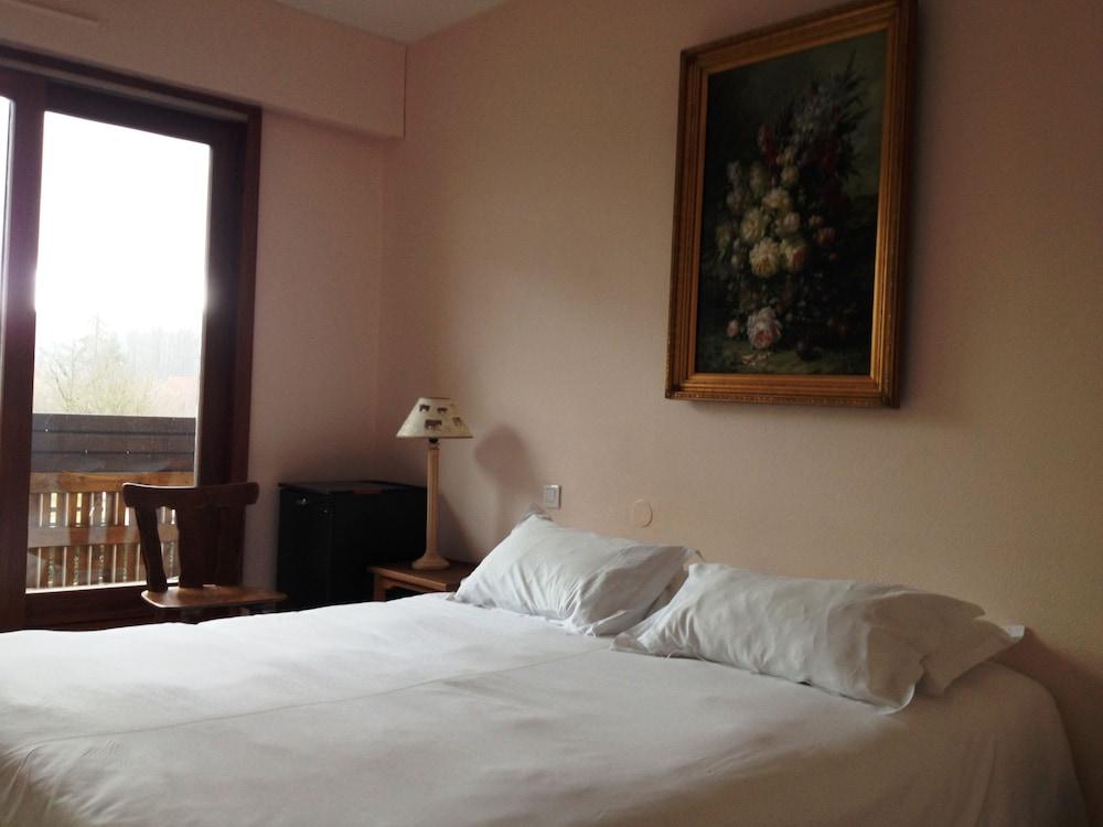 Hotel Restaurant Les Cigognes