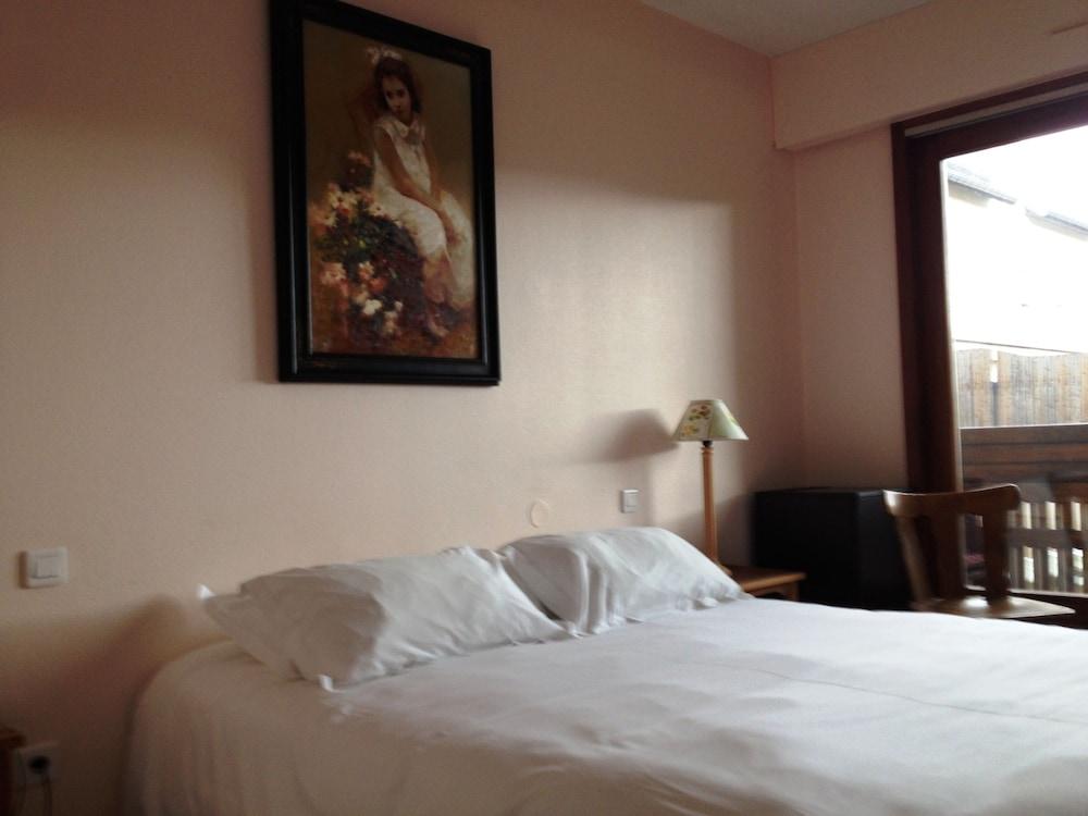 Hotel Restaurant Les Cigognes