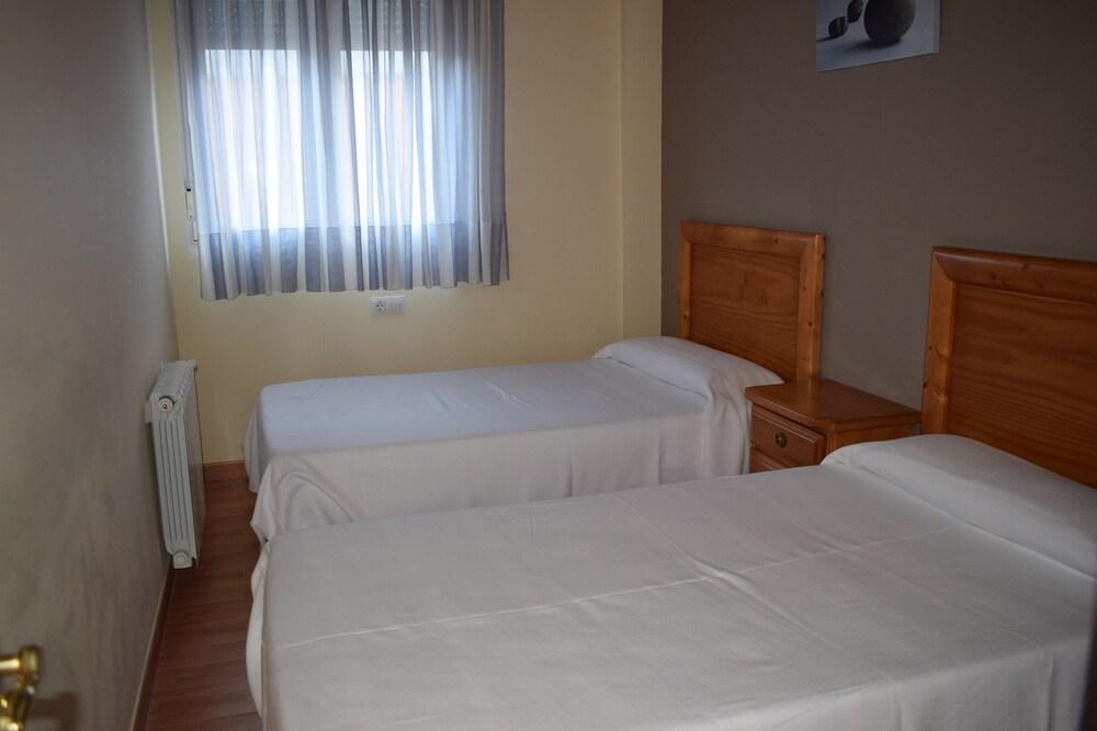 Apartamentos VIDA Corcubión