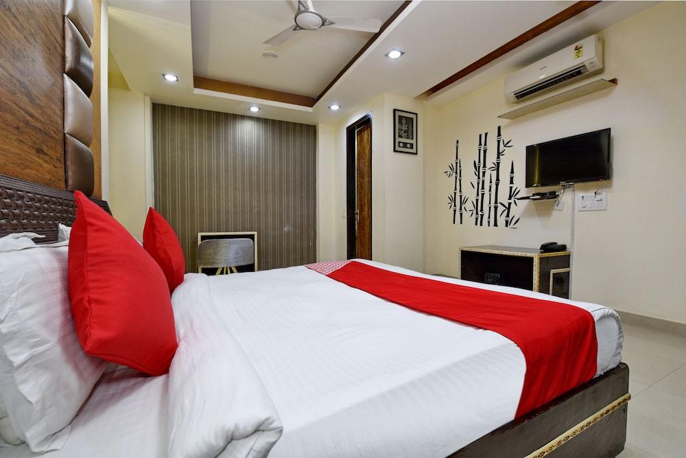 OYO 360 Hotel Manzil