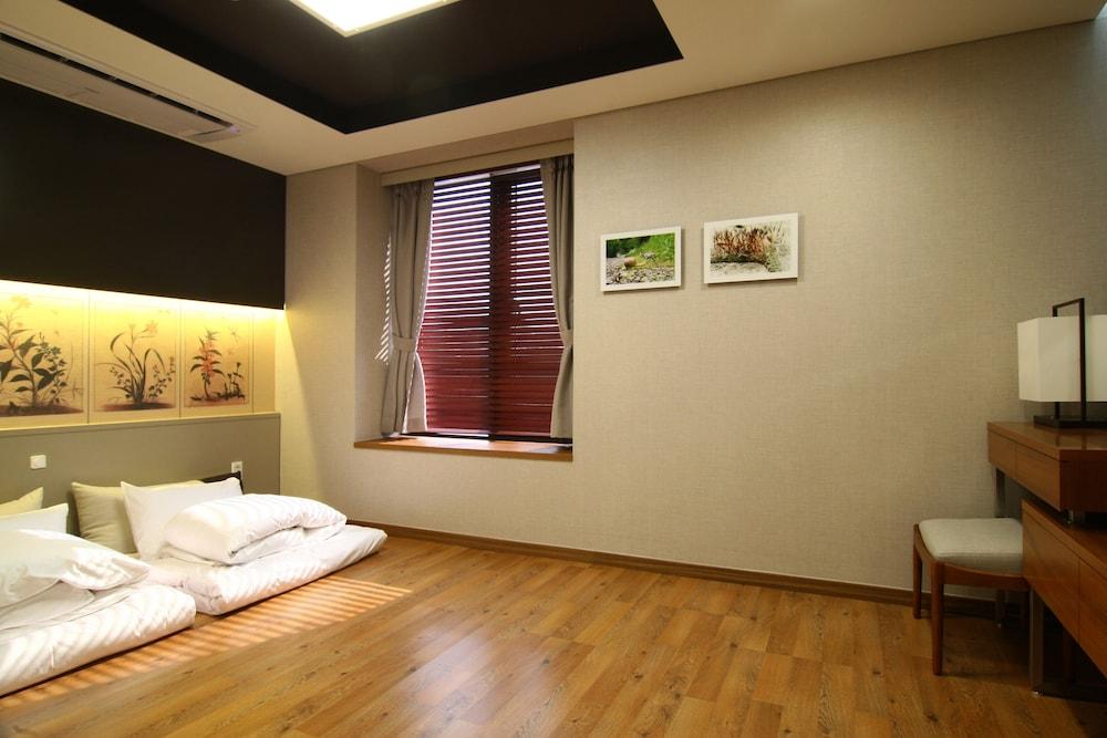 Sangsangmadang Chuncheon Stay Hotel