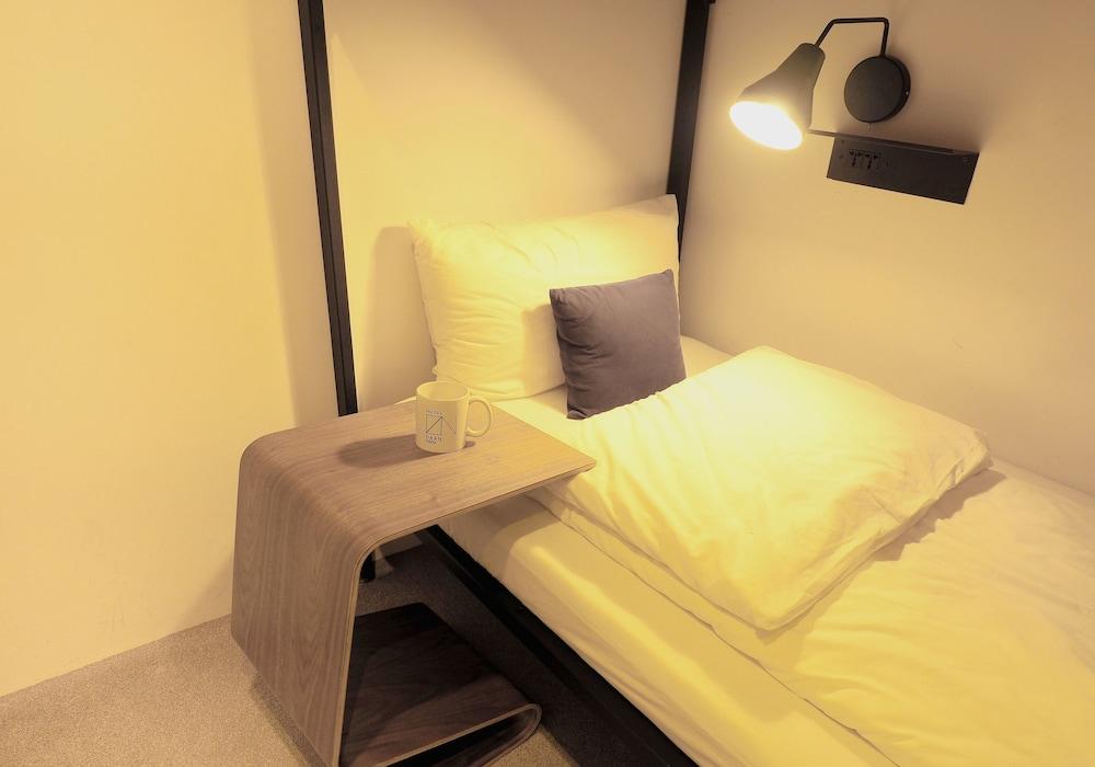 Daan Park Hotel - Hostel