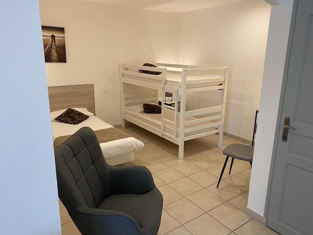 Logis Hôtel l'Oliveraie