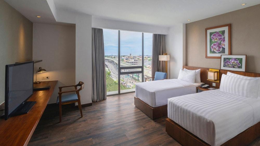 Veranda Hotel Pakubuwono