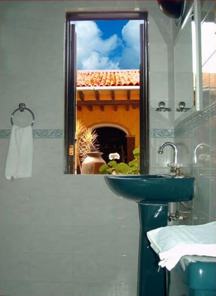 Casa Chikita Bed & Breakfast