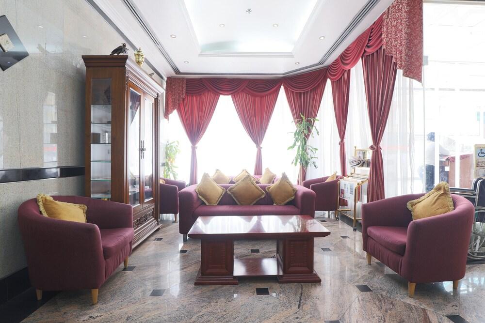 OYO 297 California Hotel