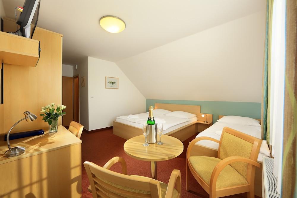 Penzion Krumlov - B&B Hotel