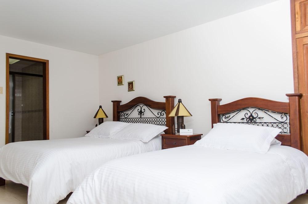 Finca Hotel Valparaiso