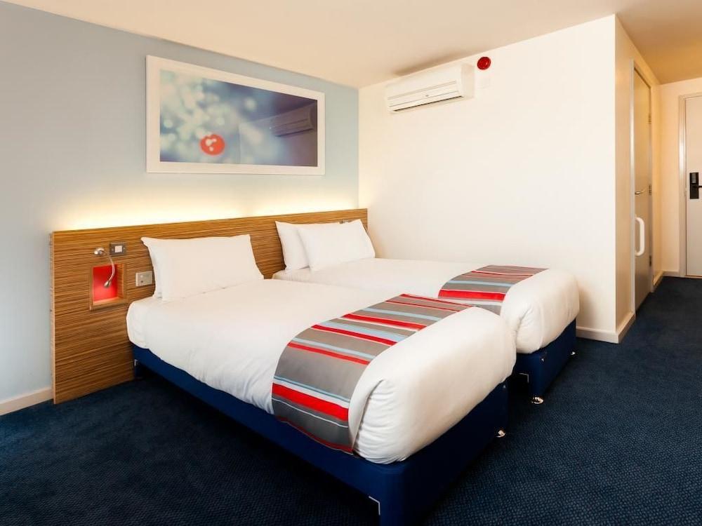 Travelodge Gatwick Airport Central