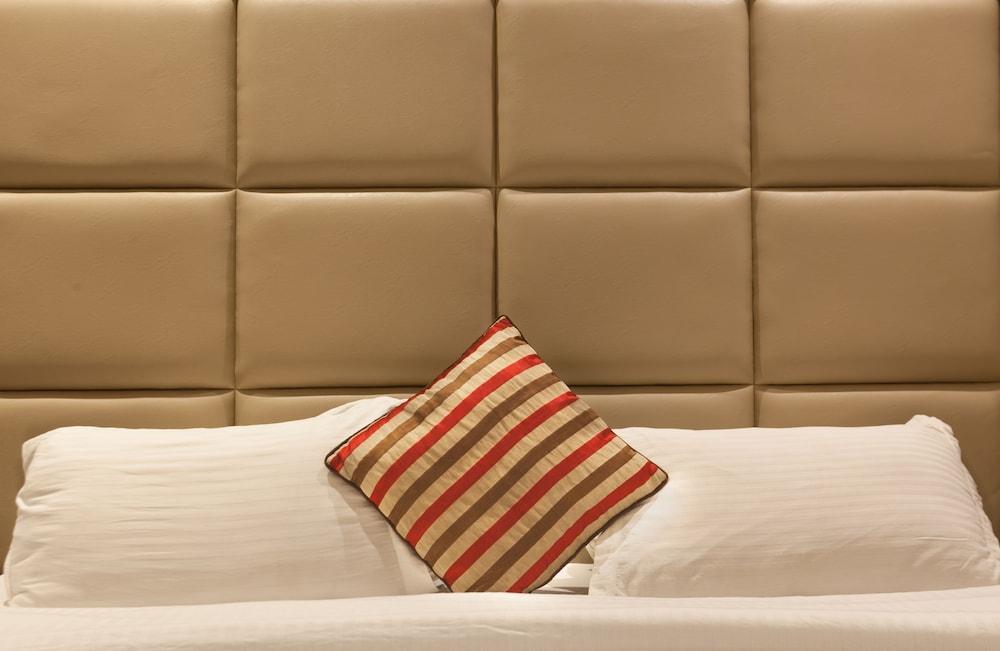 OYO Rooms 074 Cyber City