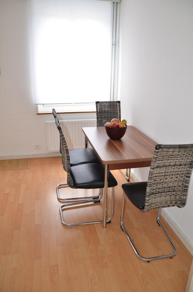 Swiss Star Eptingerstrasse