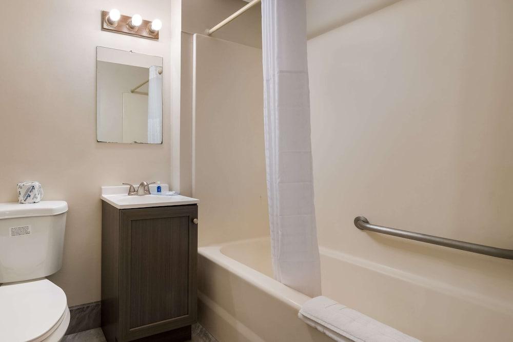 Rodeway Inn La Crosse