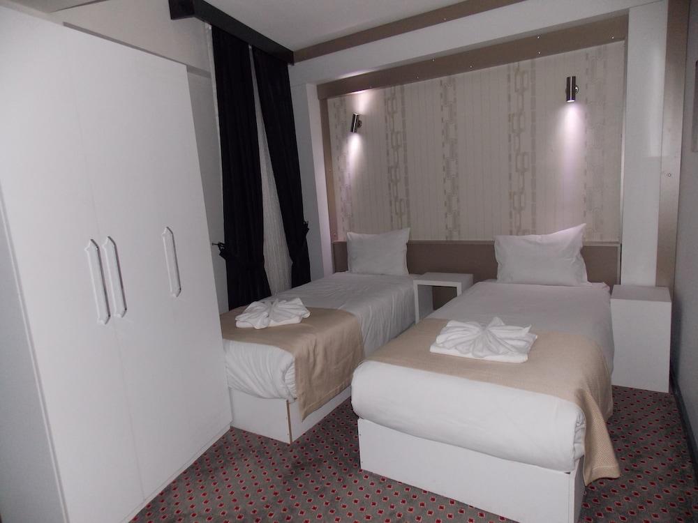 Royal Ramblas Resort & Spa Hotel