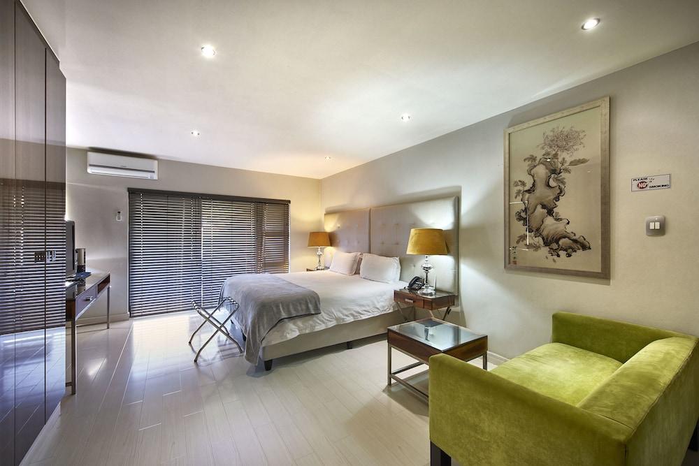 Dynasty Forest Sandown Accommodation