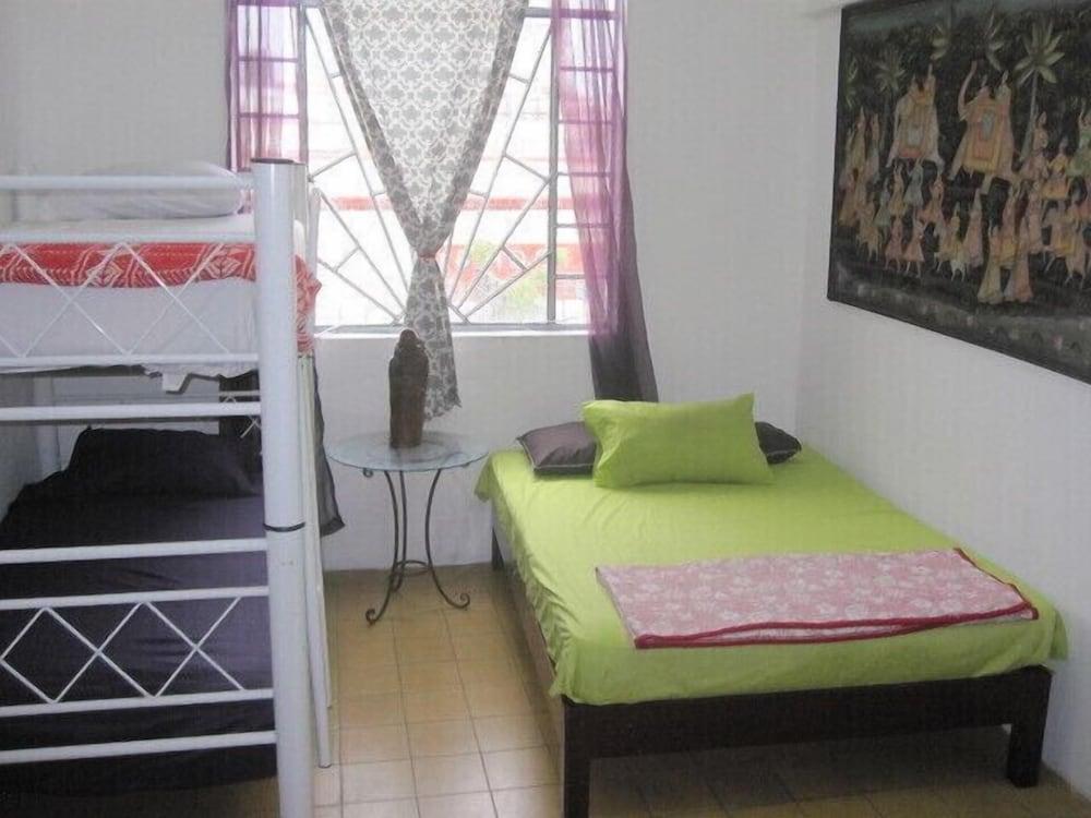 Mezcalito Blue Hostel