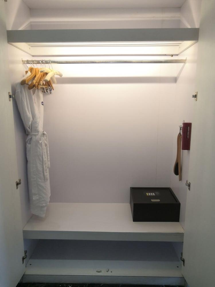 Mercure Xiamen International Conference and Exhibition Center