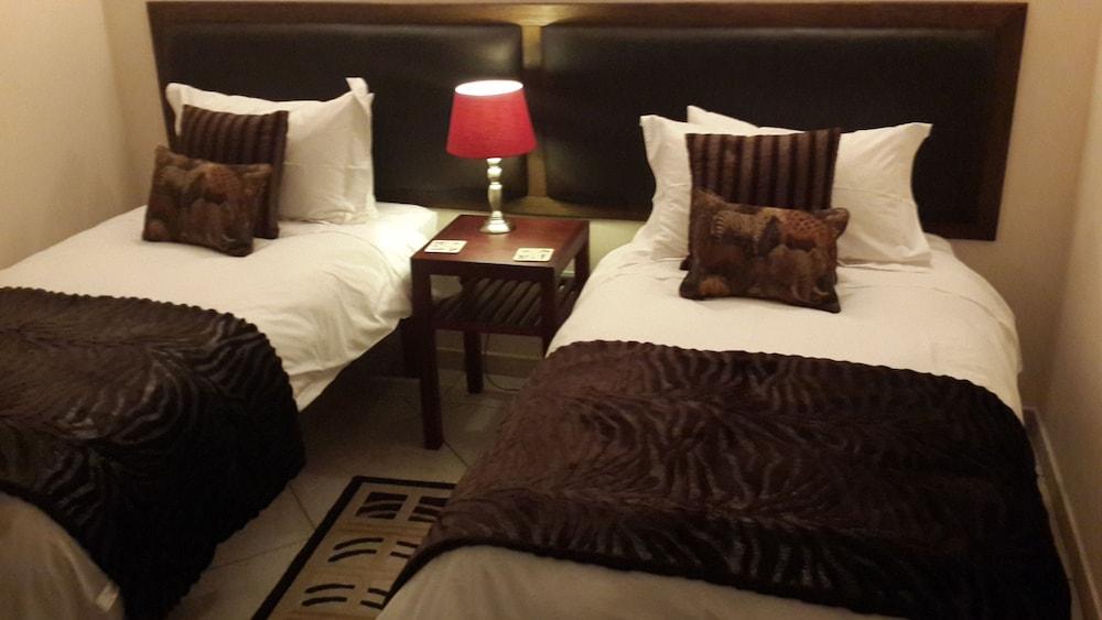 Magaliqua Guest House