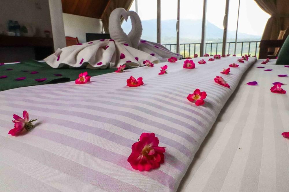 The Waterfall Villas