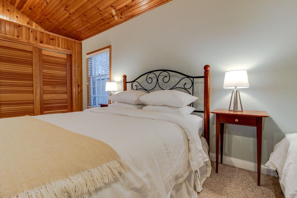 Captain Lawrence Inn