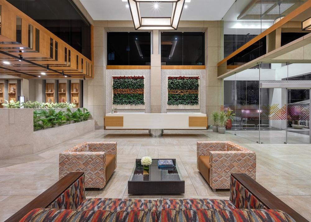 Ginger Kochi MG Road