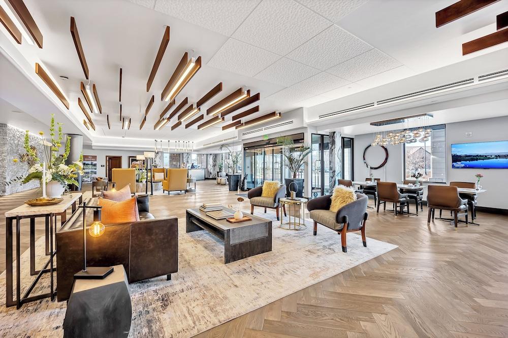 Flying Horse Resort & Club