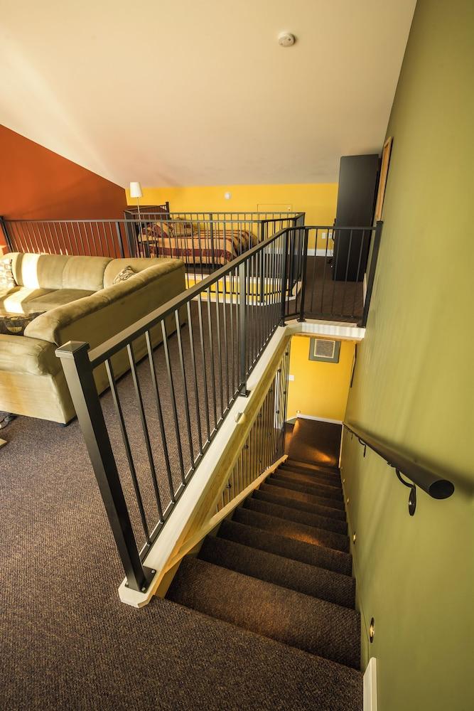 Crooked Tree Guest Suites