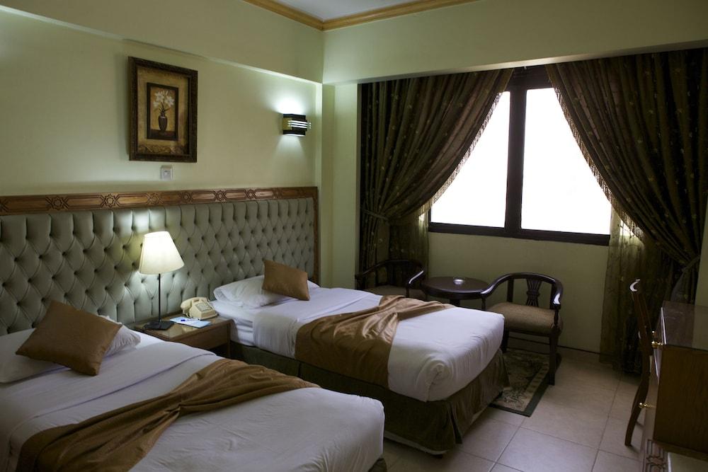 Kuwait Continental Hotel