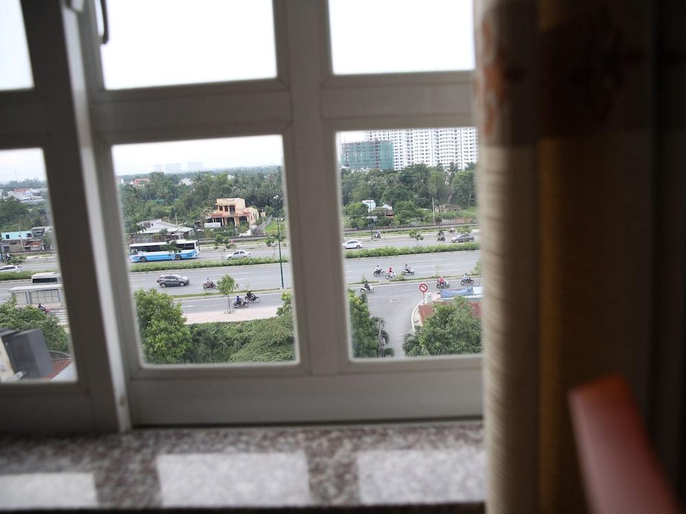 Hoa Phat Hotel & Apartment