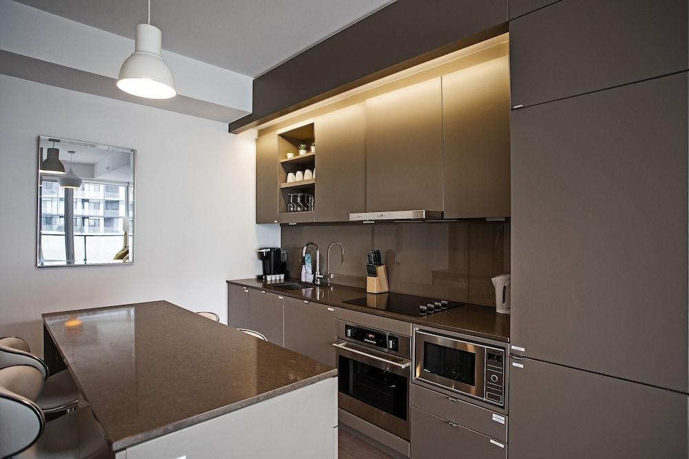 Velvet Stays – Entertainment District