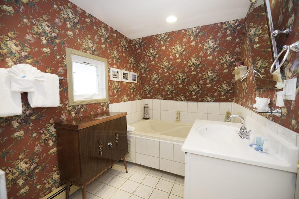 The Montauk Soundview