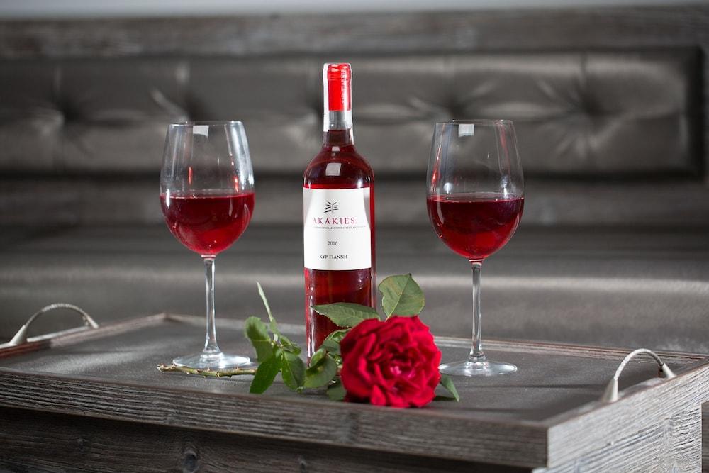 Blue Aegean Hotel & Suites