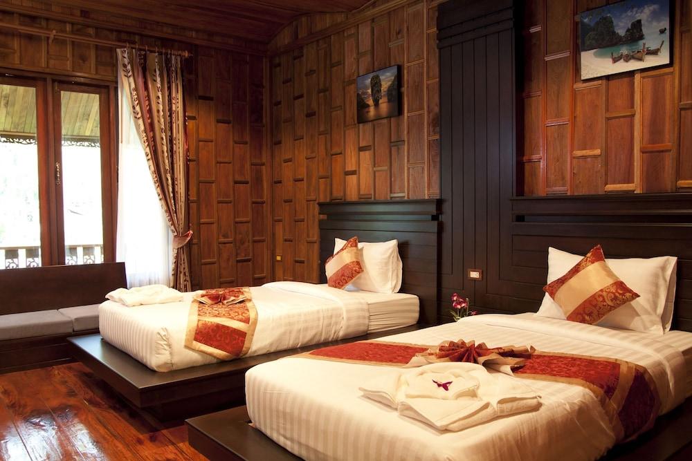 Thalane Palm Paradise Resort