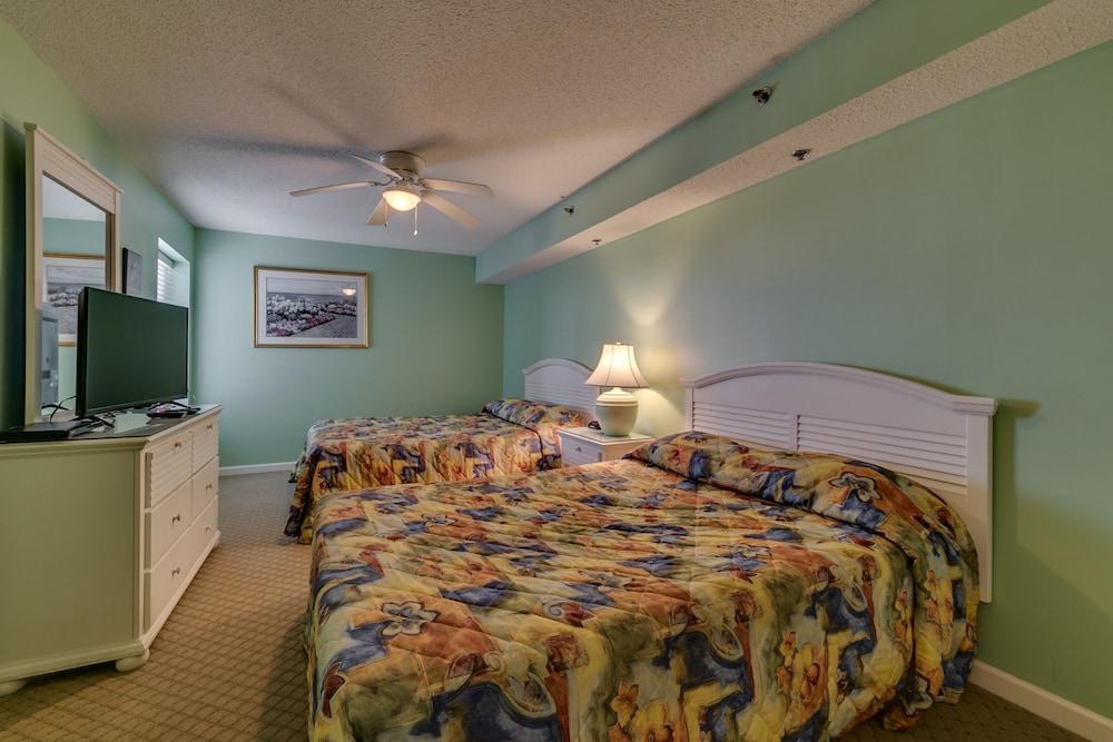 Crescent Shores by Condo-World