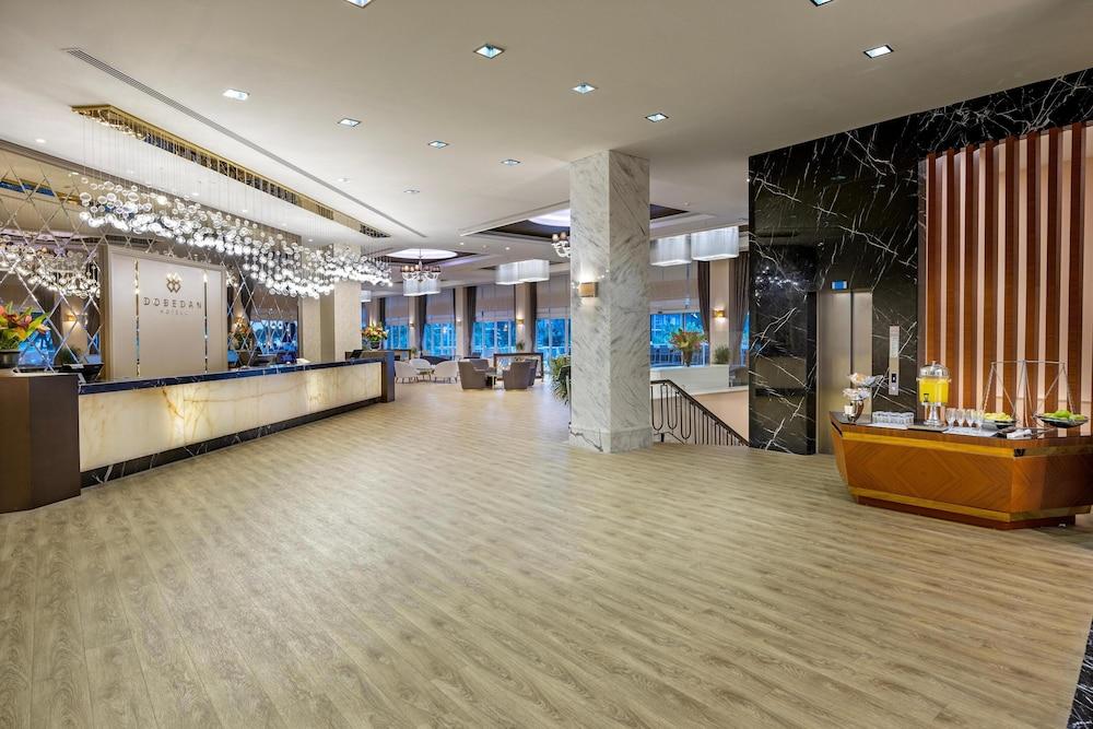 DOBEDAN WORLD PALACE