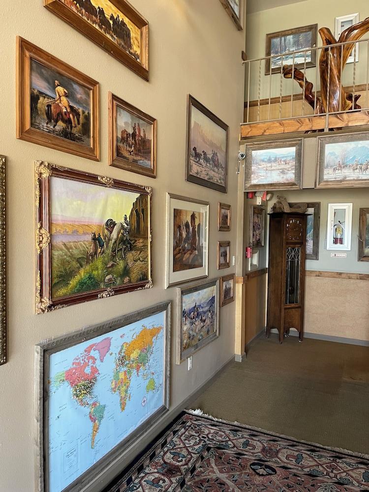 Rawlins Western Lodge