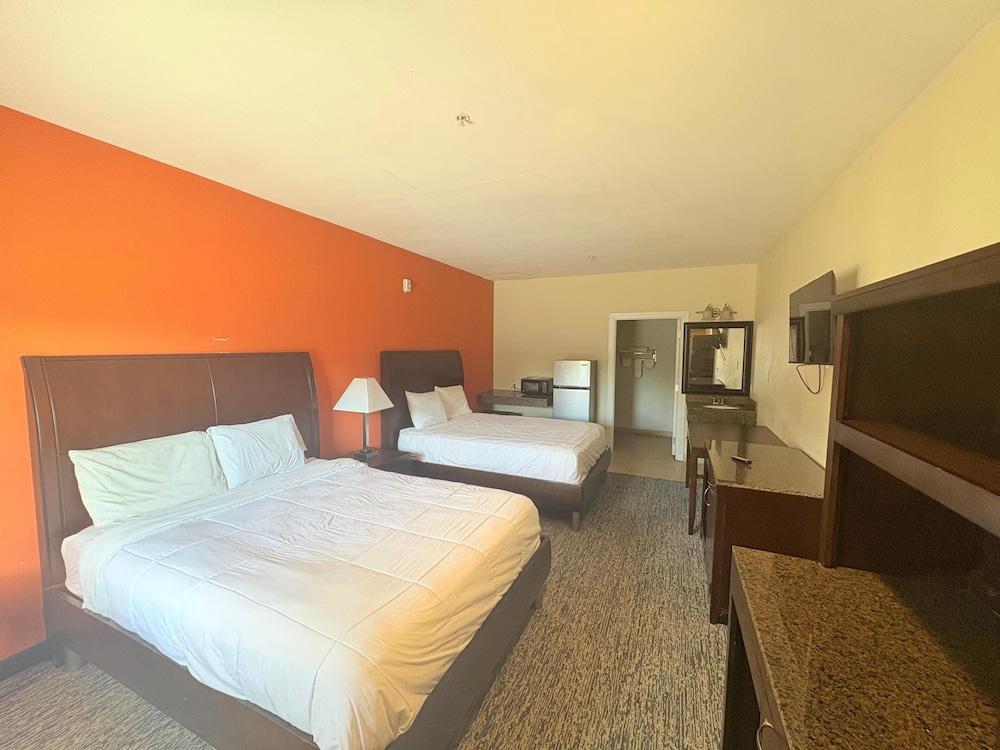 Westwood Inn Extended Stay by OYO Gonzales TX