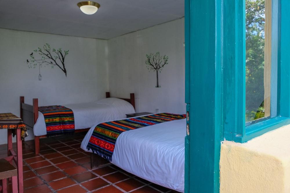 Hostería Colibrí Aeropuerto