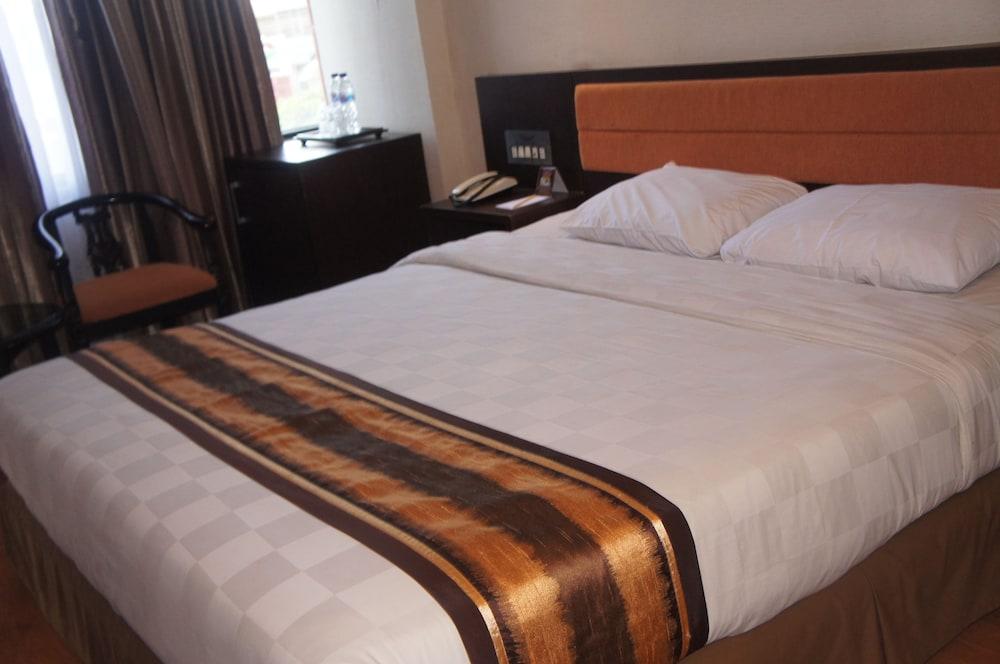 Grand Palace Hotel Makassar