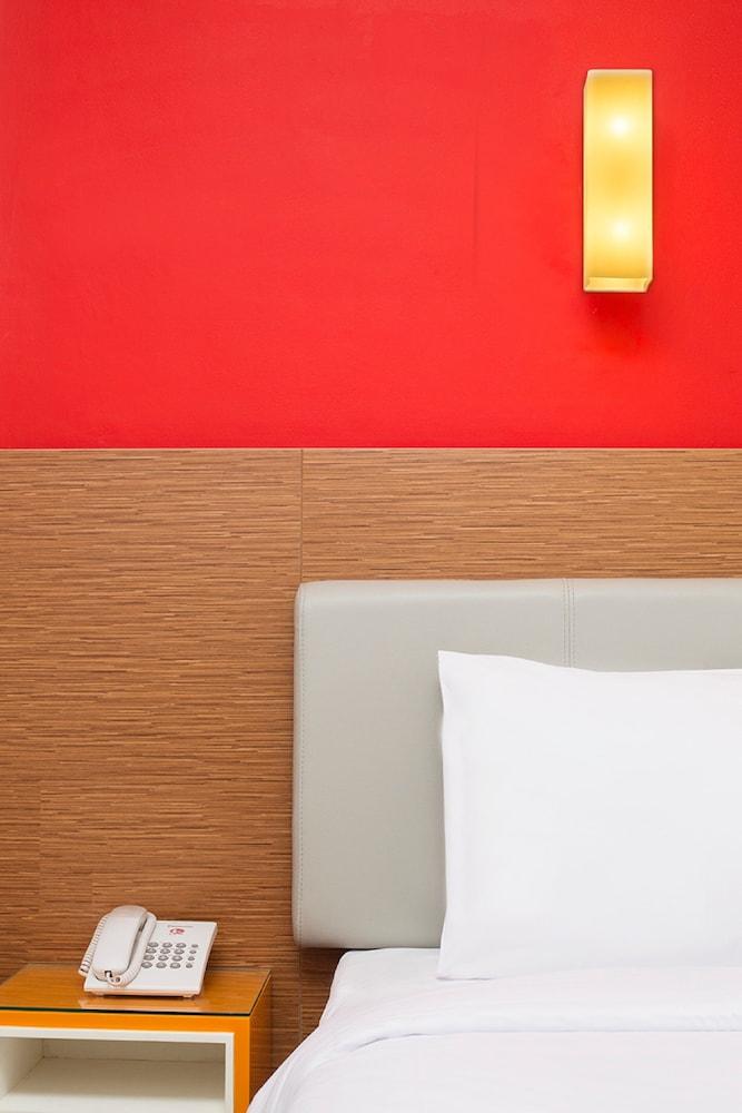 Amaris Hotel Simpang Lima - CHSE Certified