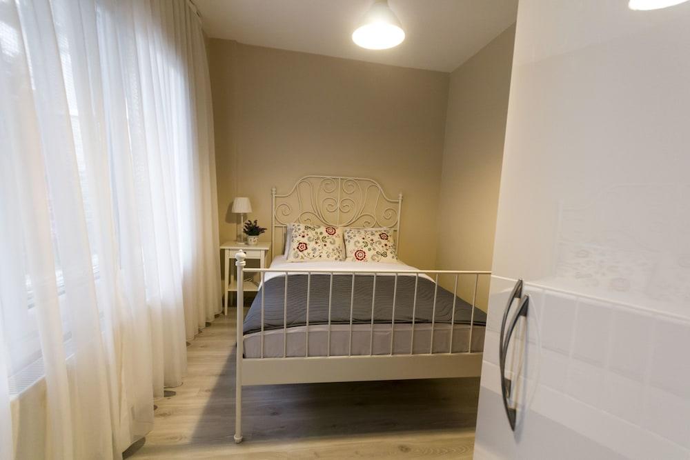 Büyükada Apart Hotel - Karadağ Apart