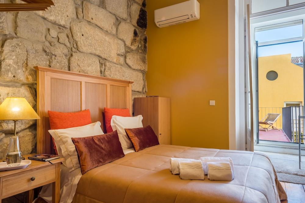 Centenary Fontainhas Apartments