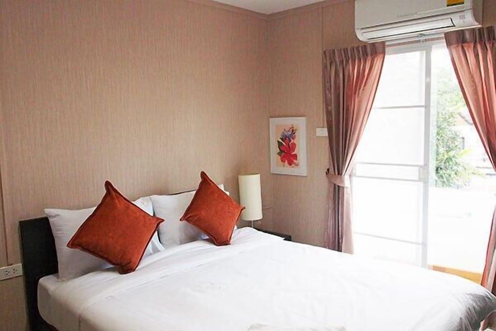 House and Home Residence