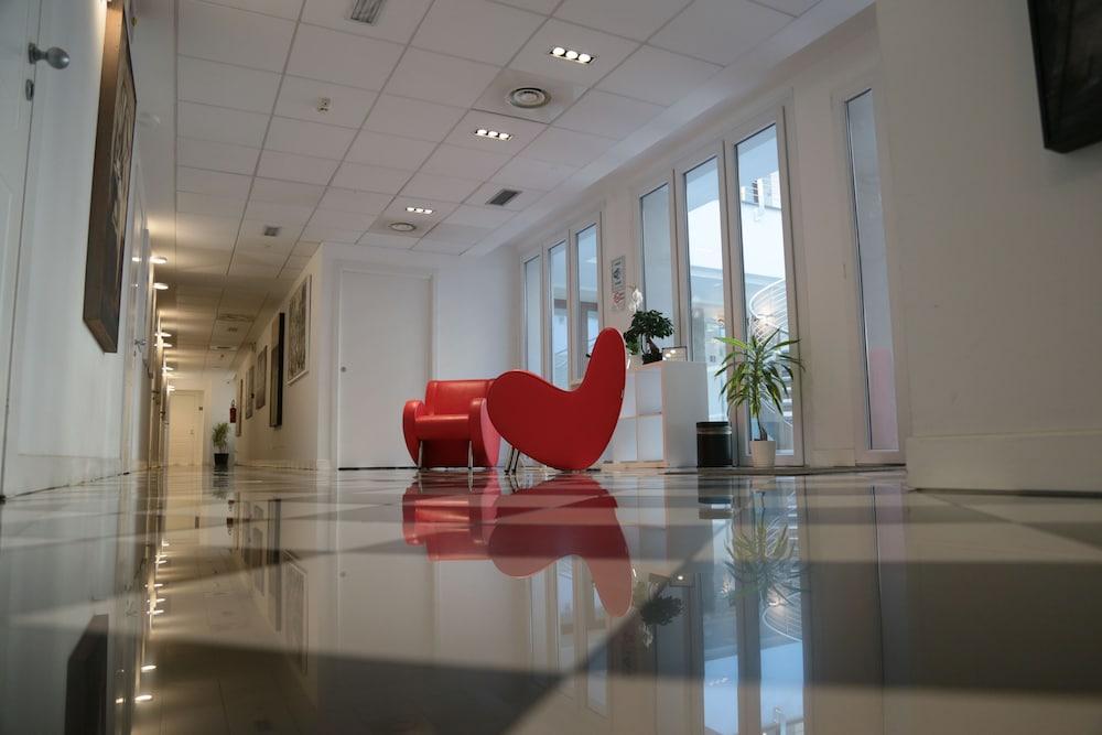 Hotel Studio Inn Centrale & Milano Urban Padel